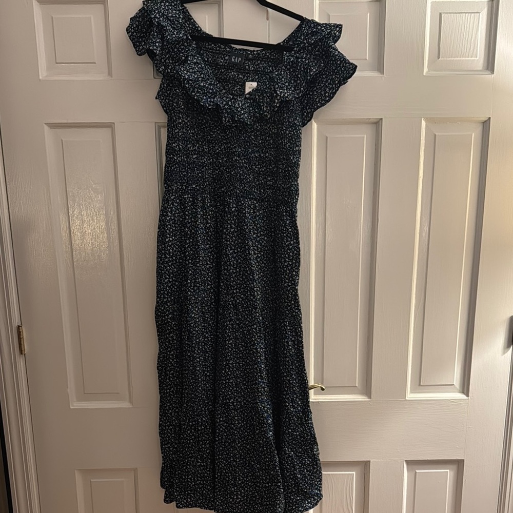 GAP Black Smocked Off-the-Shoulder Sundress